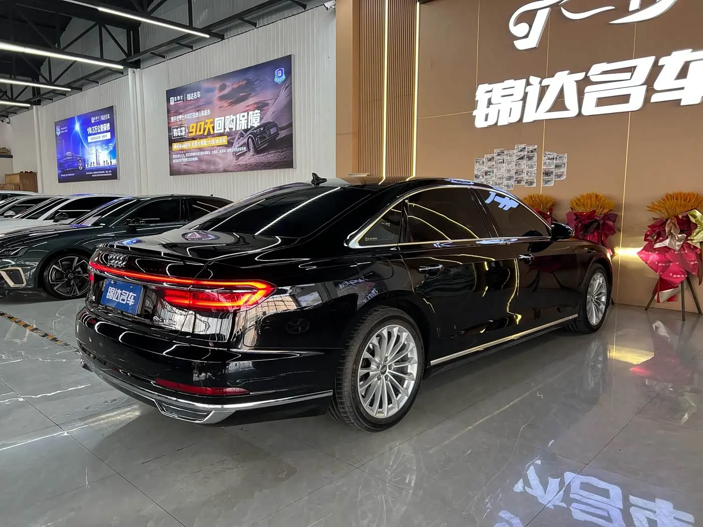 Audi A8 2019 — Photo 7/13