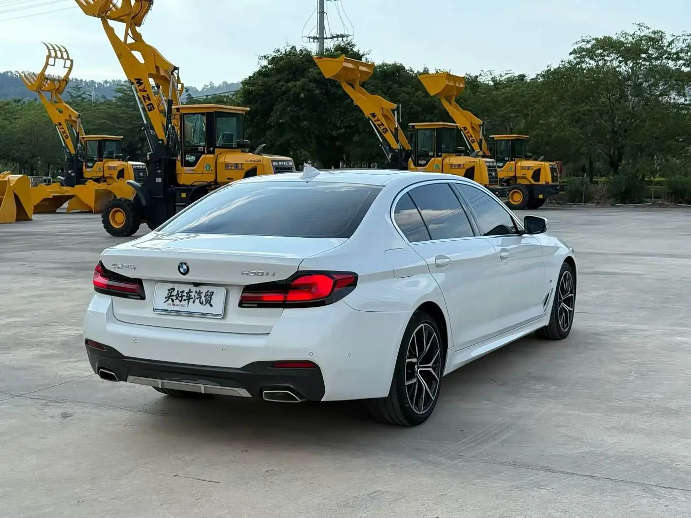 BMW 5 Series 2020 — Photo 9/11