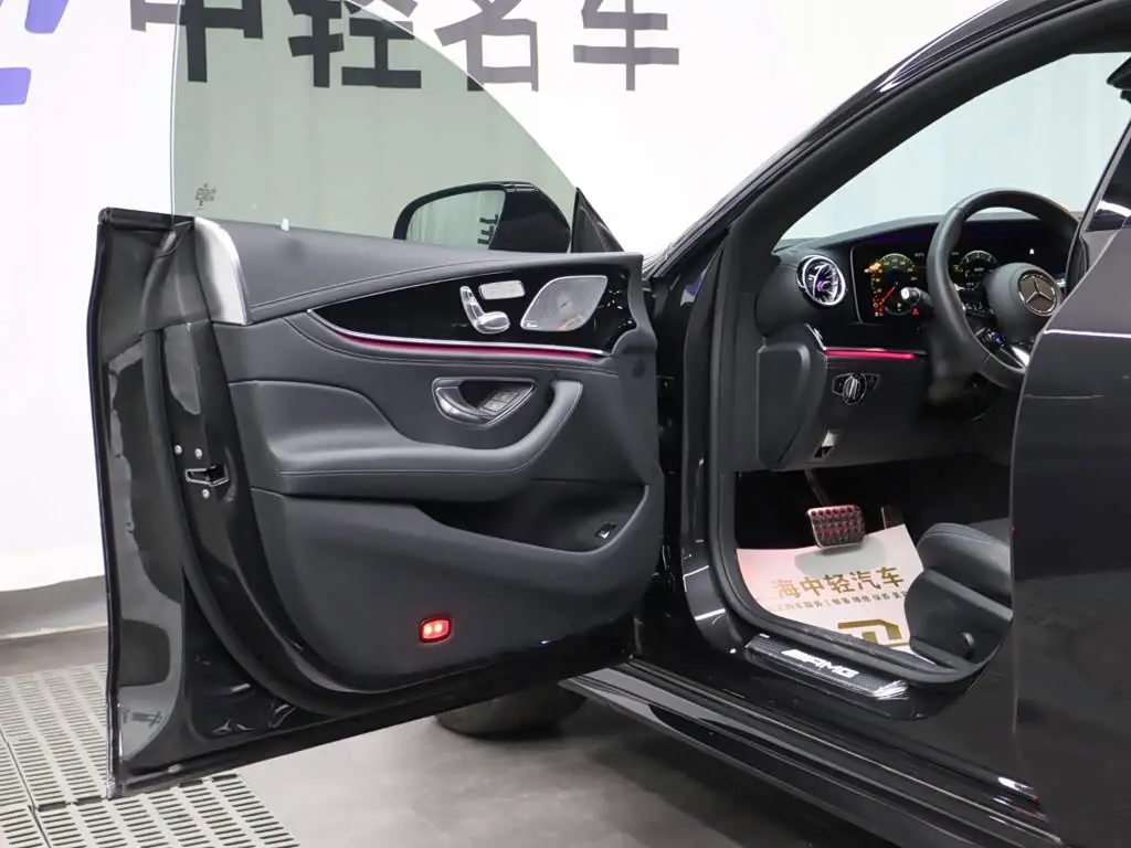 Mercedes-Benz AMG GT 2024 — Photo 7/20