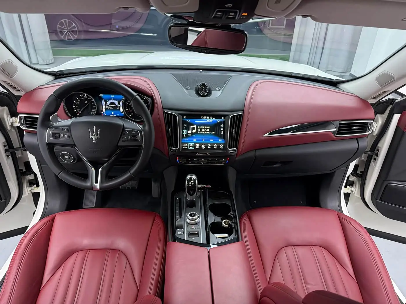 Maserati Levante 2018 — Şəkil 2/12