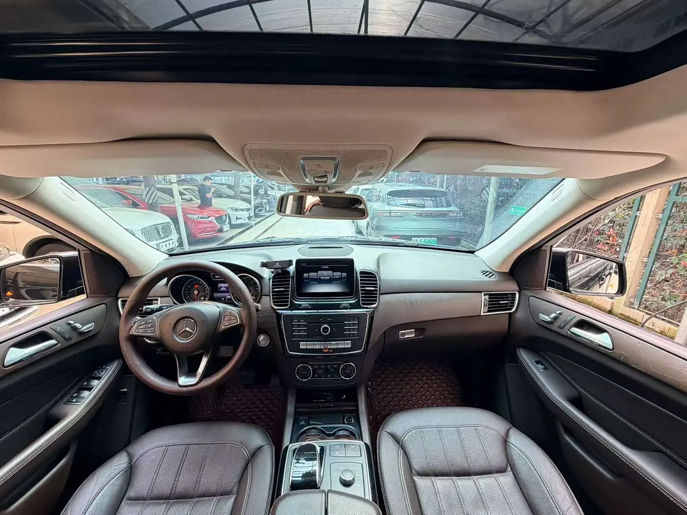 Mercedes-Benz GLE 2016 — Şəkil 18/18