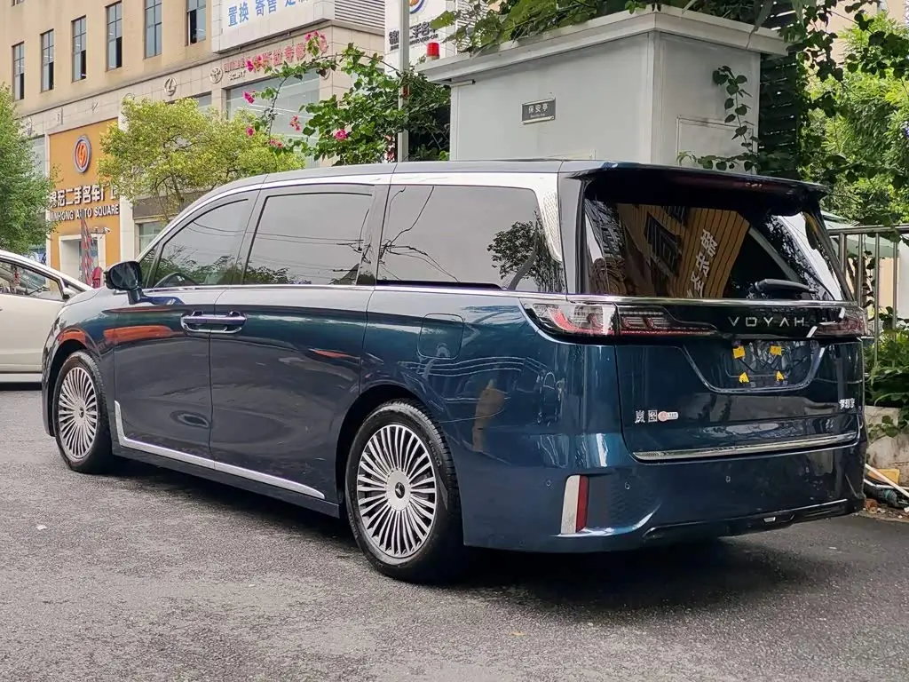 Voyah Auto Voyah Dreamer 2024 — Photo 4/11