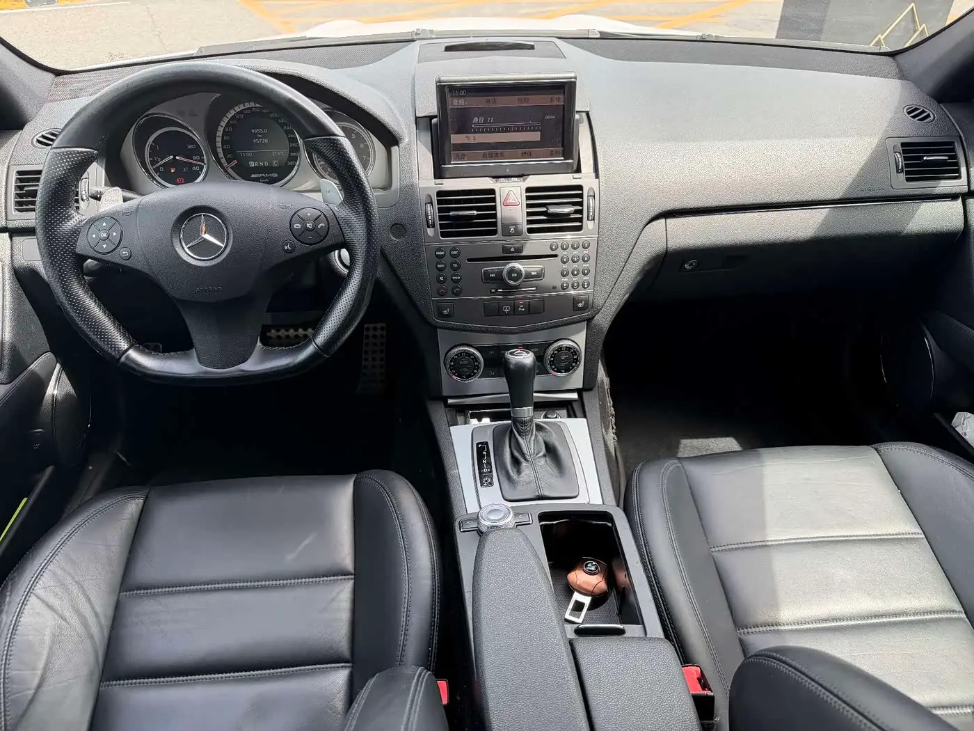 Mercedes-Benz C-Class AMG 2010 — Şəkil 10/16