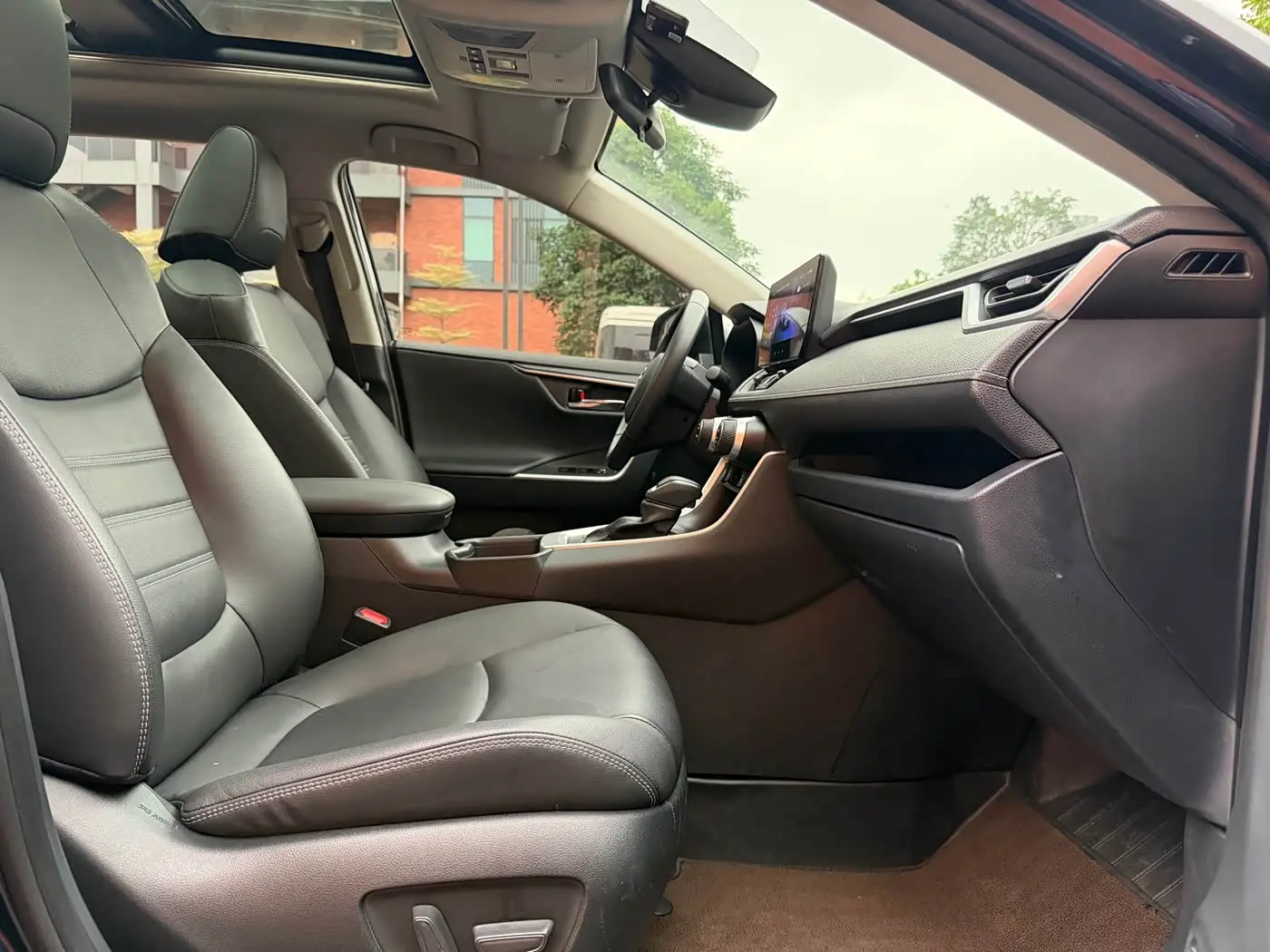 Toyota RAV4 Rongfang 2023 — Şəkil 14/19