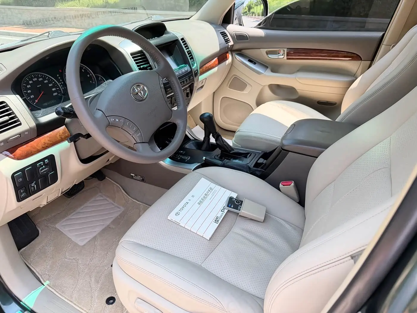 Toyota Prado 2009 — Photo 4/11
