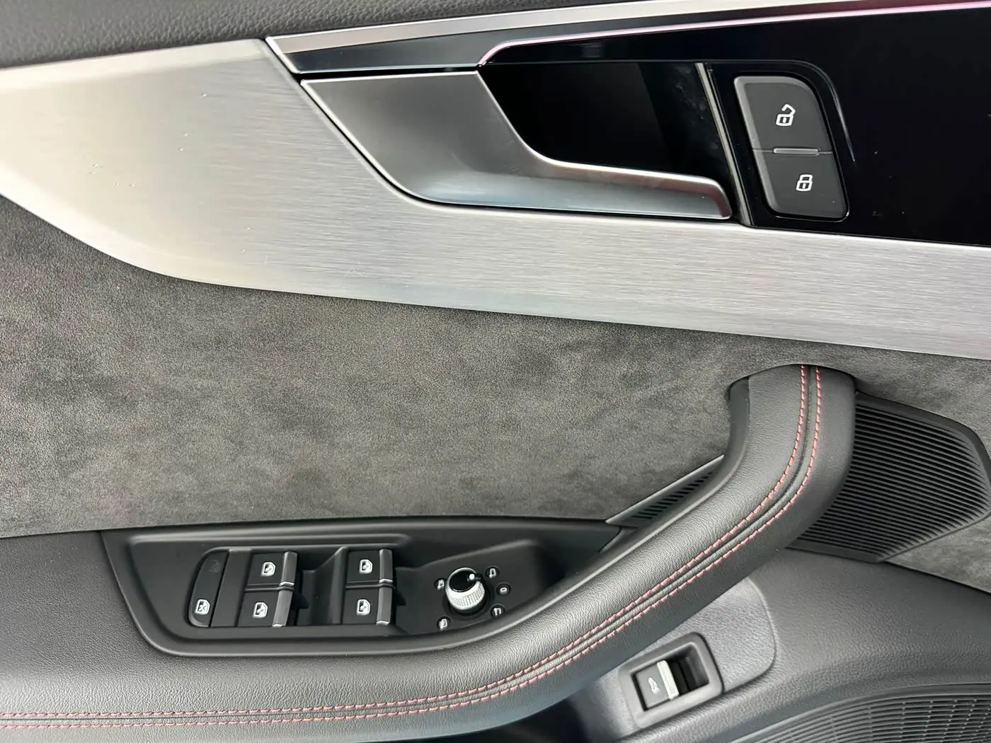 Audi S4 2021 — Photo 12/20