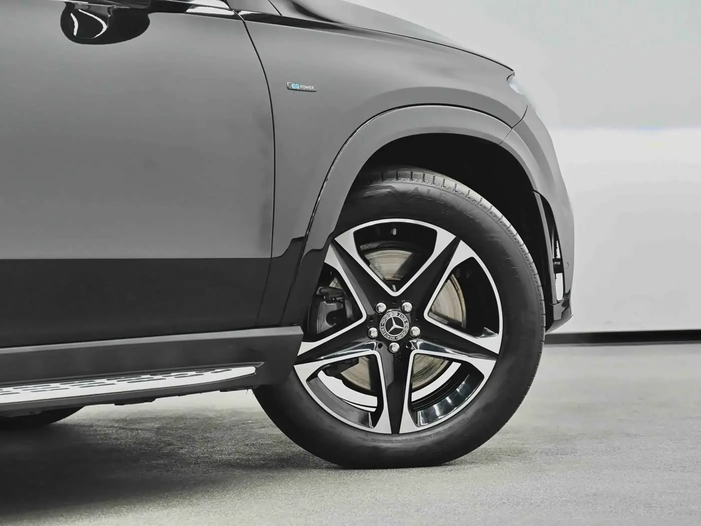 Mercedes-Benz GLE New Energy 2022 — Photo 6/20