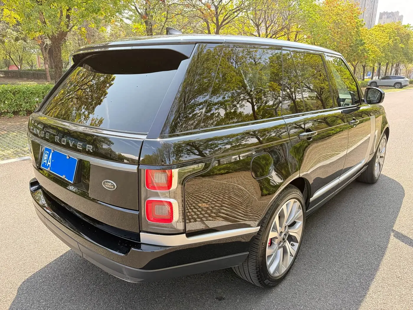 Land Rover Range Rover 2019 — Фото 5/16