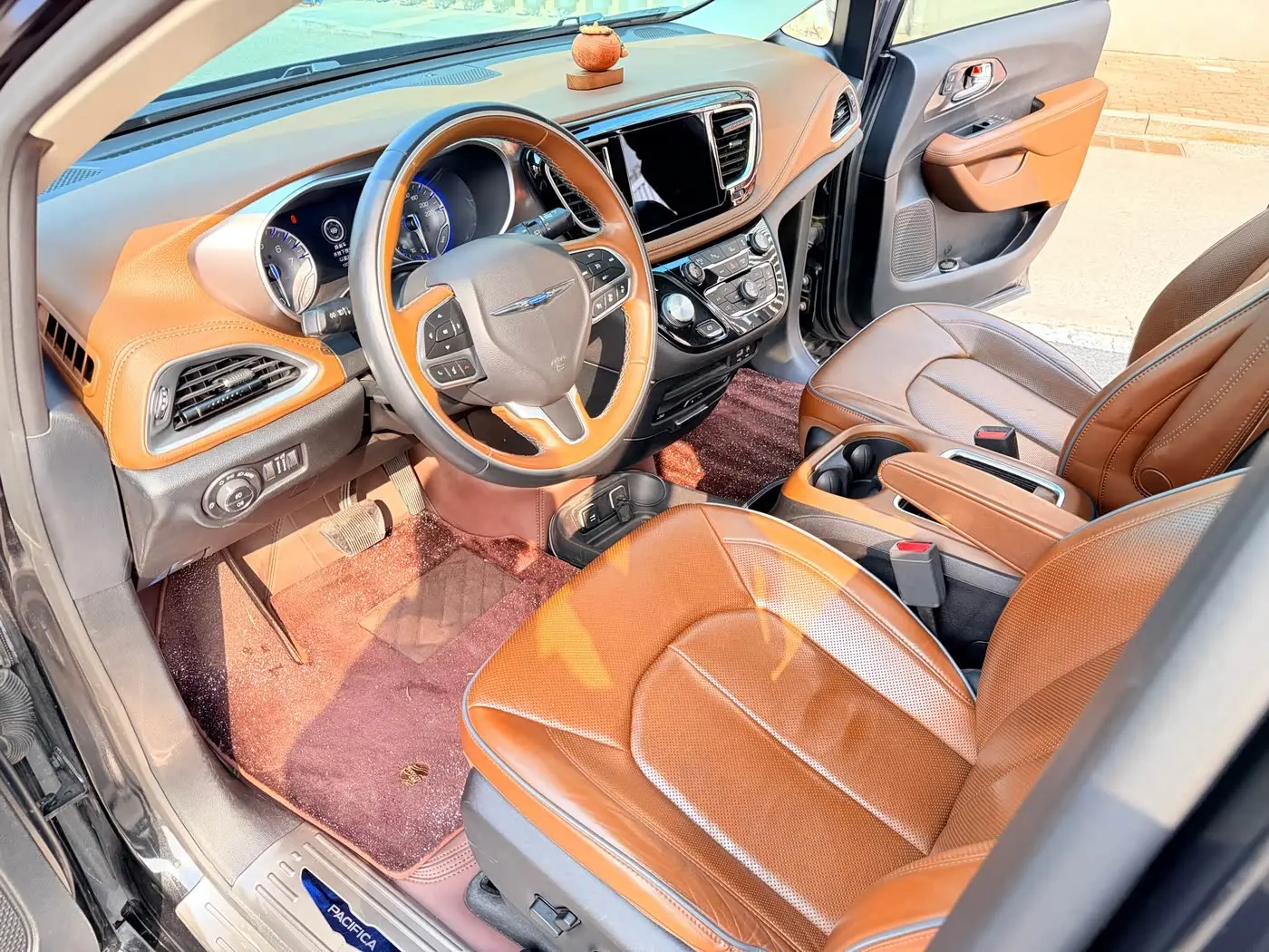 Chrysler Grand Voyager 2019 — Şəkil 6/17