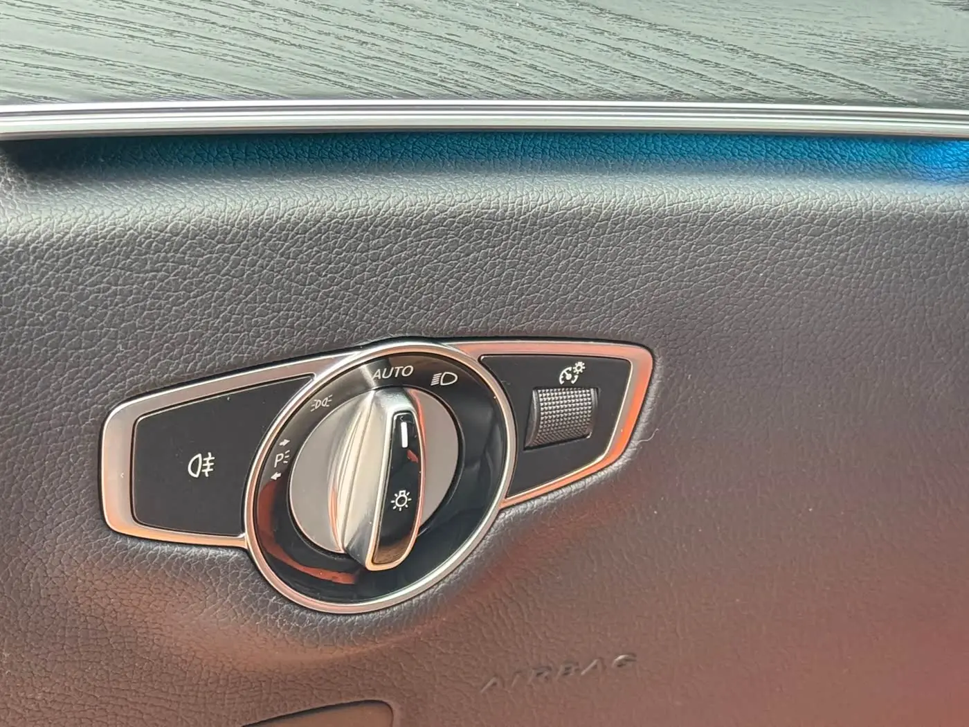 Mercedes-Benz E-Class 2022 — Фото 15/20