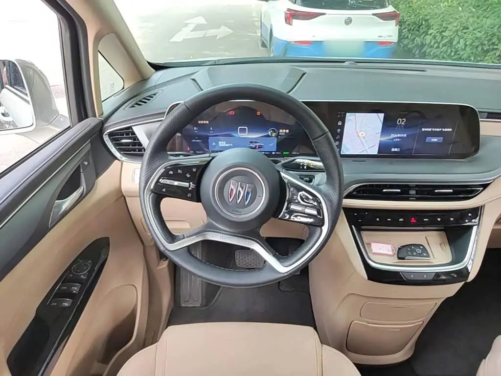 Buick GL8 New Energy 2025 — Photo 7/20