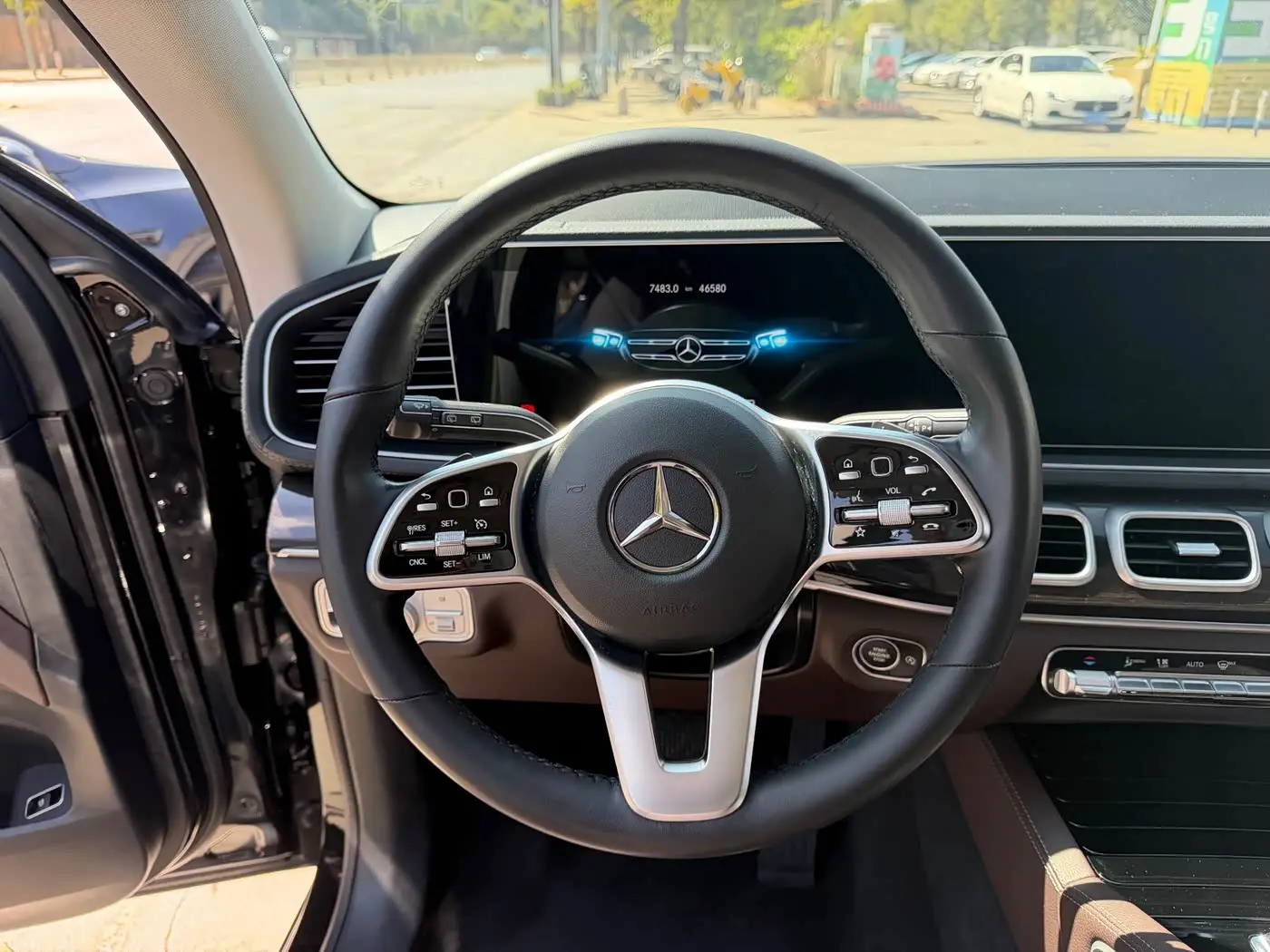 Mercedes-Benz GLE 2022 — Photo 6/12
