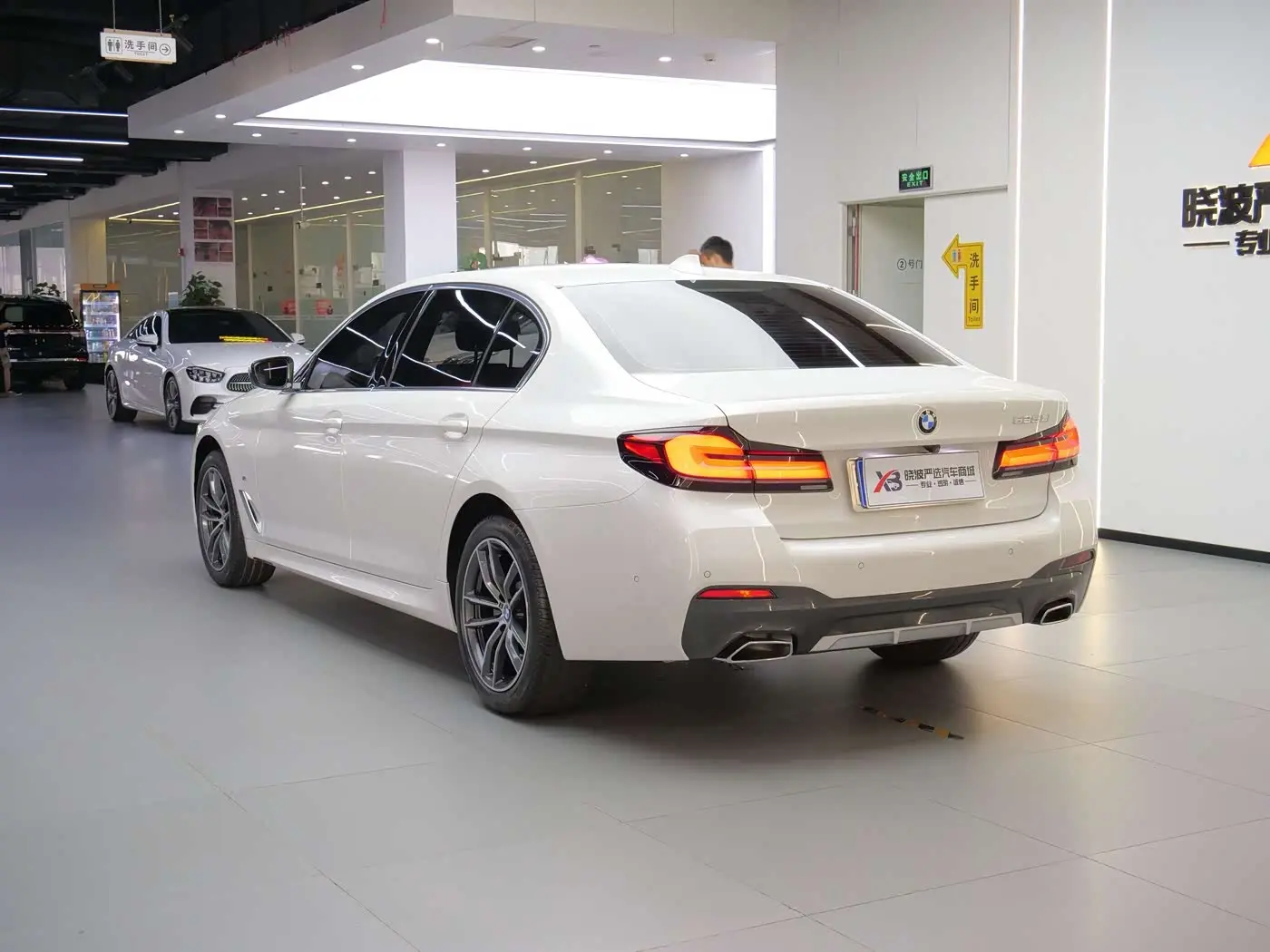 BMW 5 Series 2022 — Şəkil 4/20