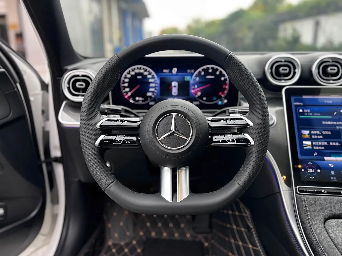 Mercedes-Benz C-Class 2024 — Фото 16/20
