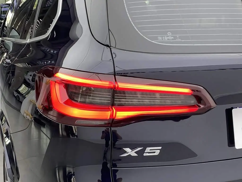 BMW X5 2023 — Photo 7/20