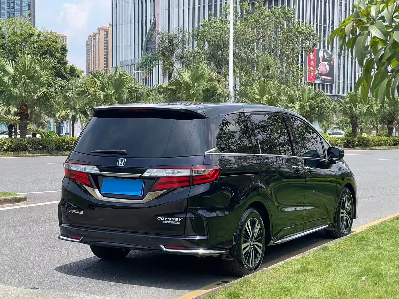 Honda Odyssey 2019 — Şəkil 15/16