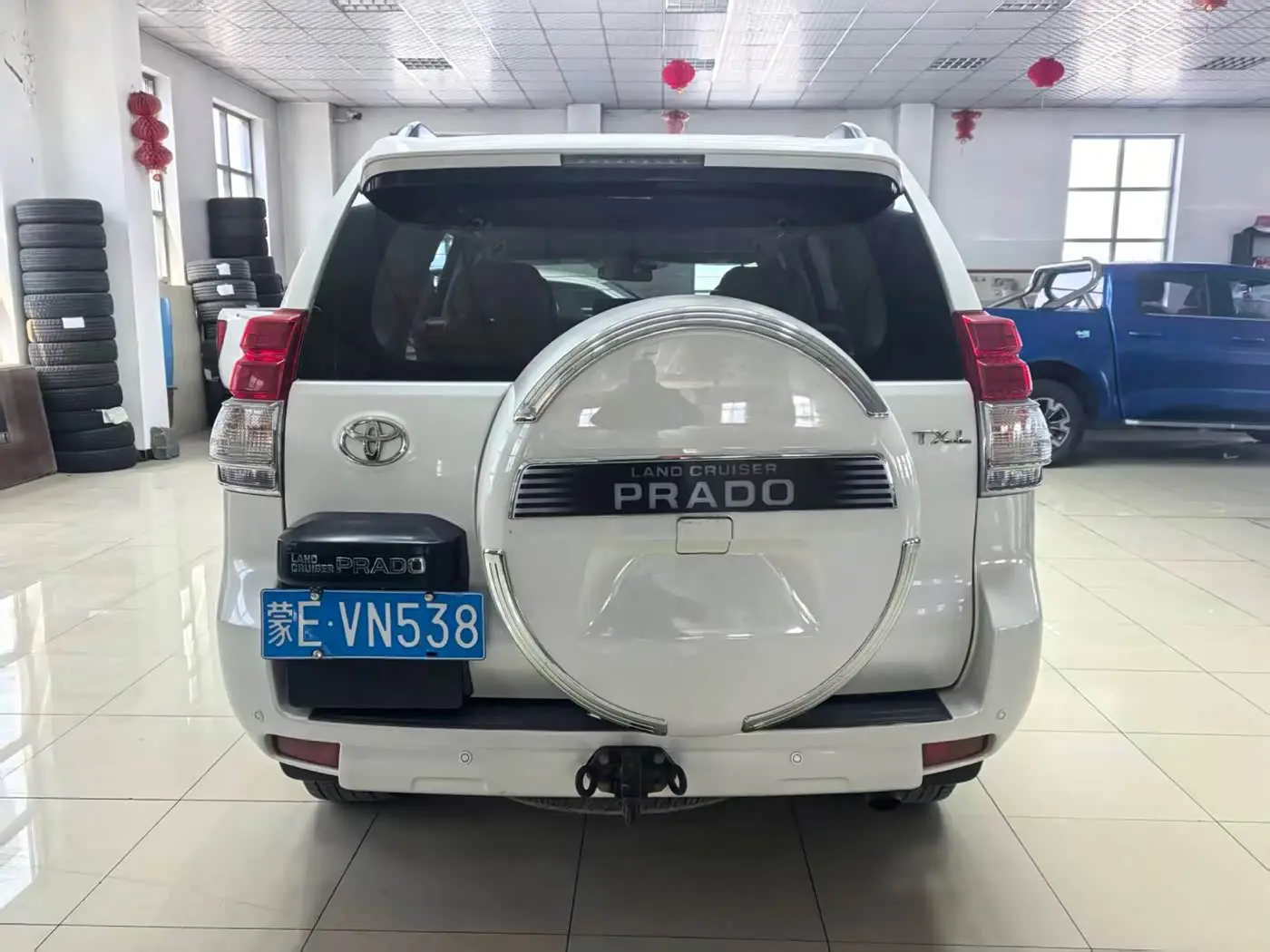 Toyota Prado 2012 — Photo 5/16