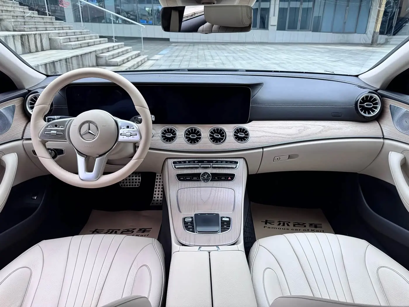 Mercedes-Benz CLS 2019 — Photo 15/15