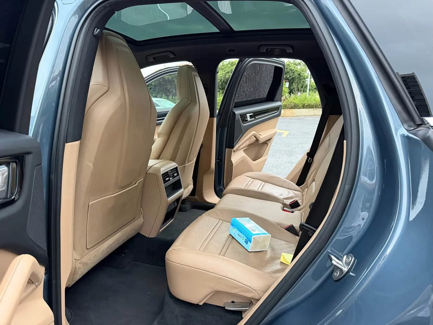 Porsche Cayenne 2018 — Photo 12/18