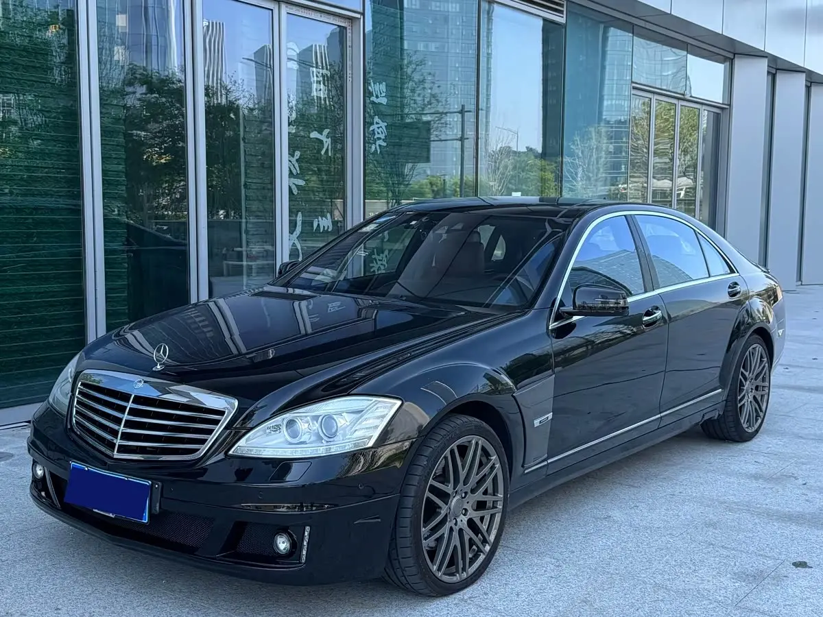 Brabus S-Class 2016 — Фото 1/9