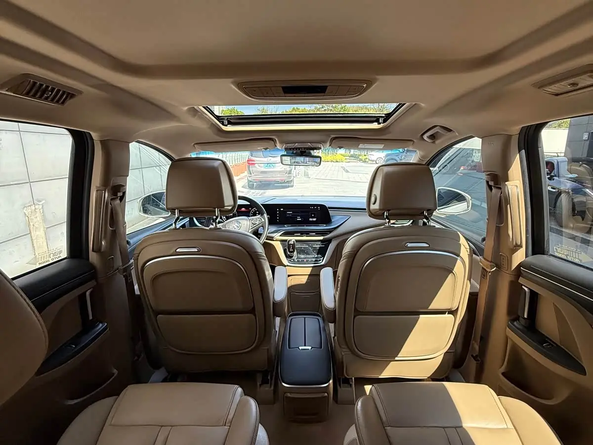 Buick GL8 2021 — Photo 14/16