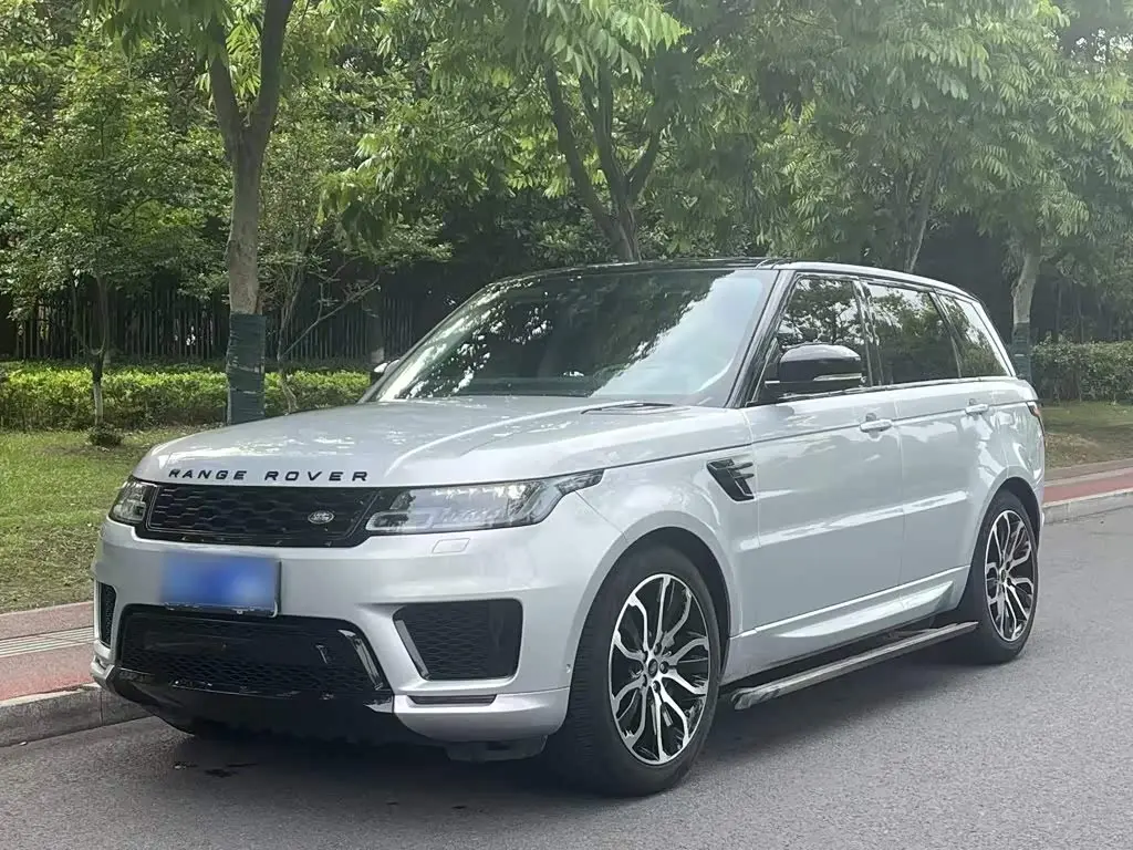 Land Rover Range Rover Sport 2021 — Photo 1/19