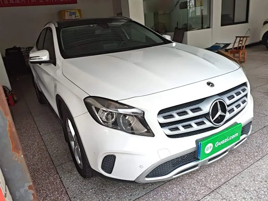 Mercedes-Benz GLA 2019 — Фото 4/20