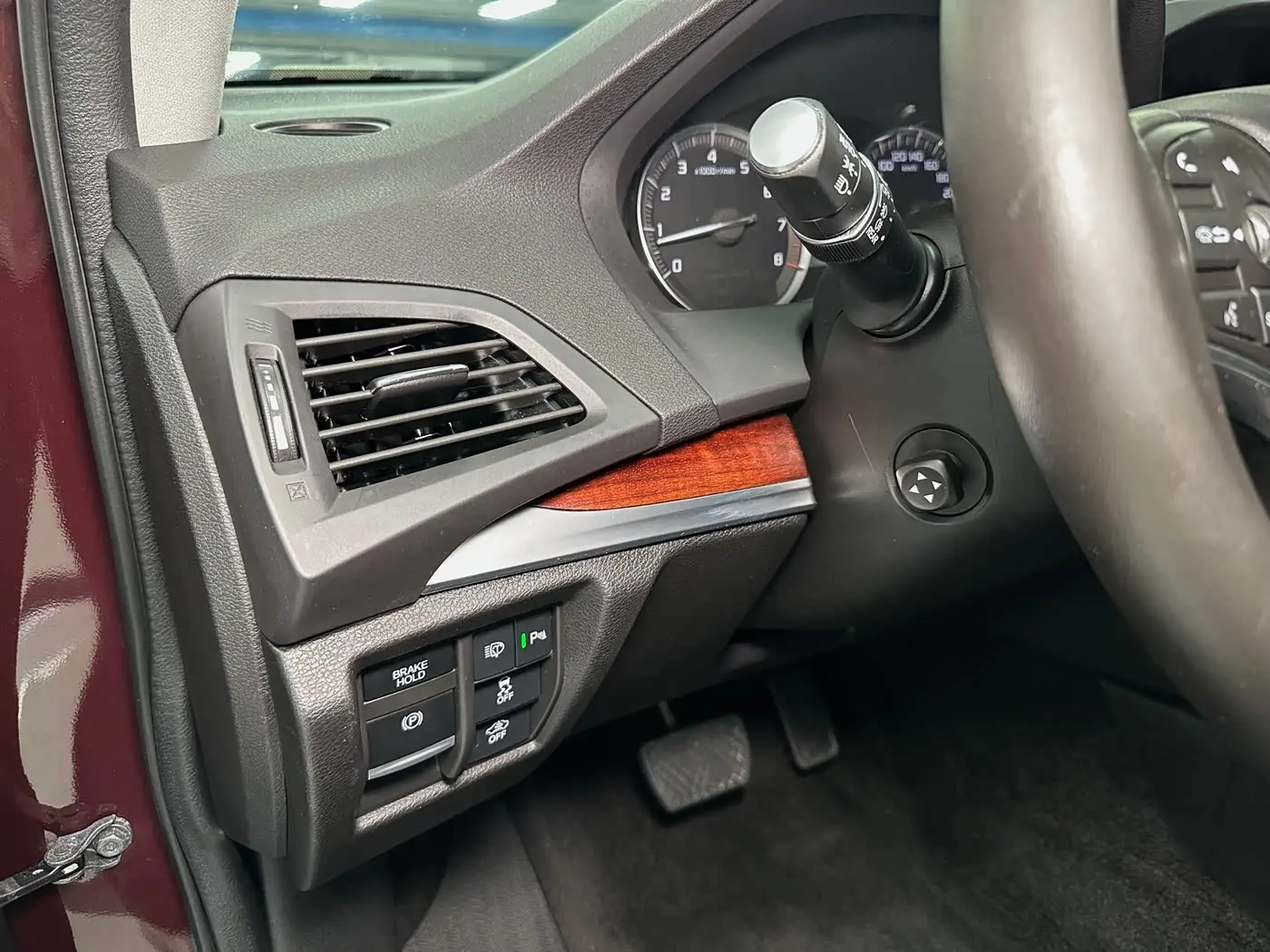 Acura MDX 2016 — Photo 17/20