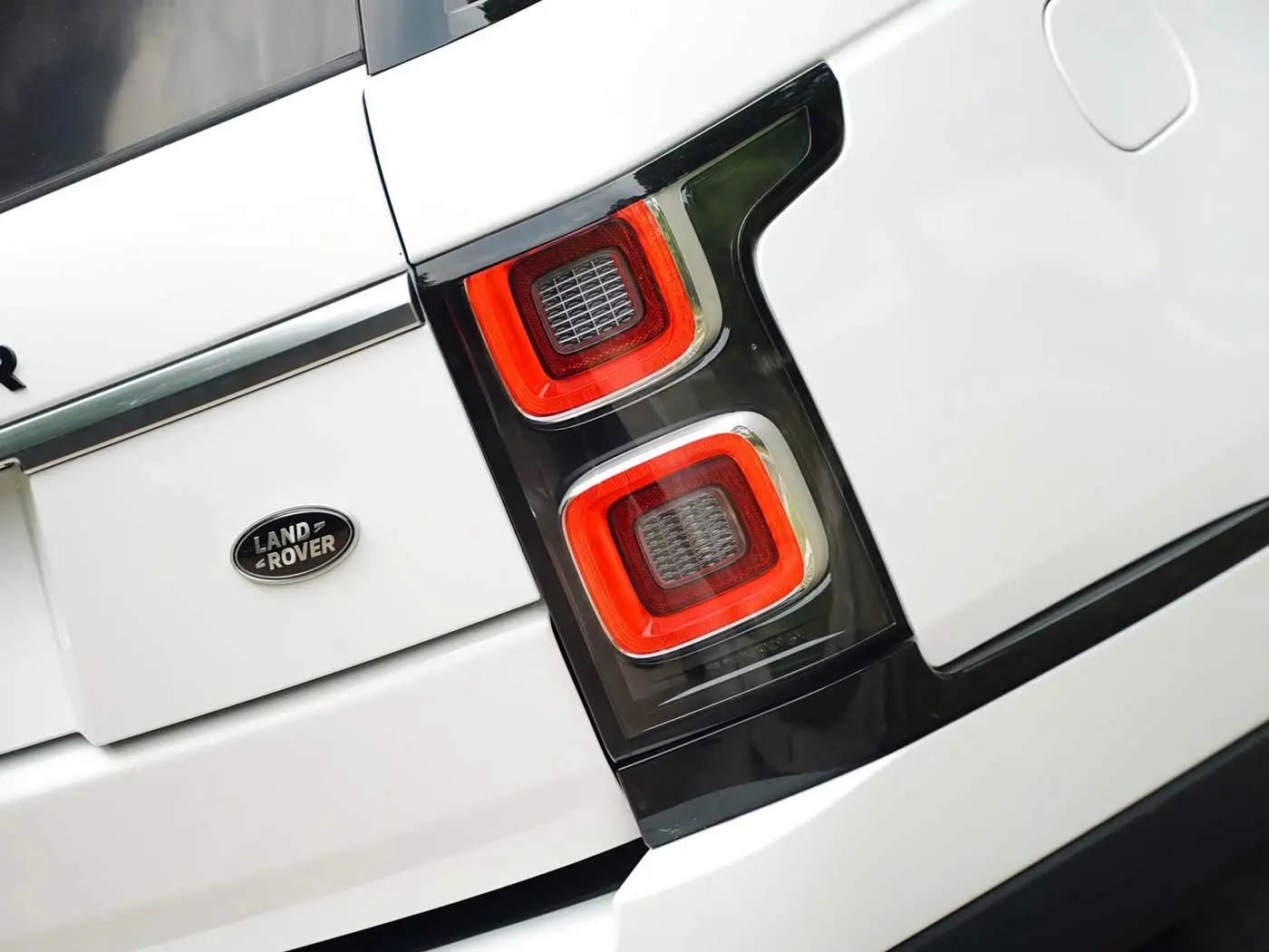 Land Rover Range Rover 2019 — Photo 10/20