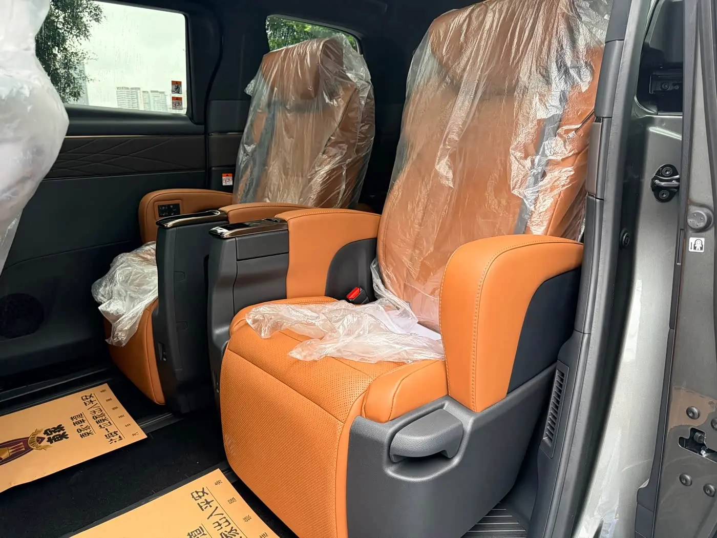 Toyota Vellfire 2026 — Photo 14/20