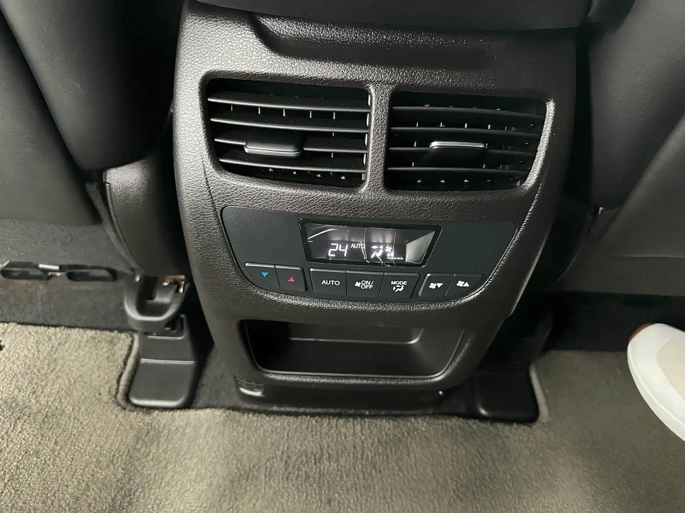Acura MDX 2016 — Photo 13/20