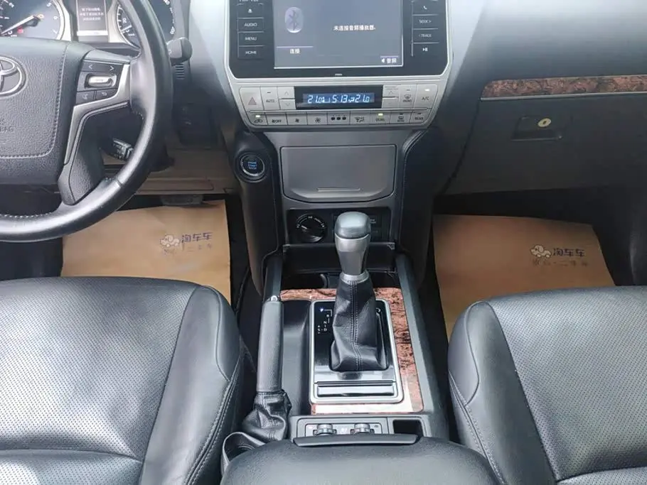 Toyota Prado 2019 — Photo 16/16