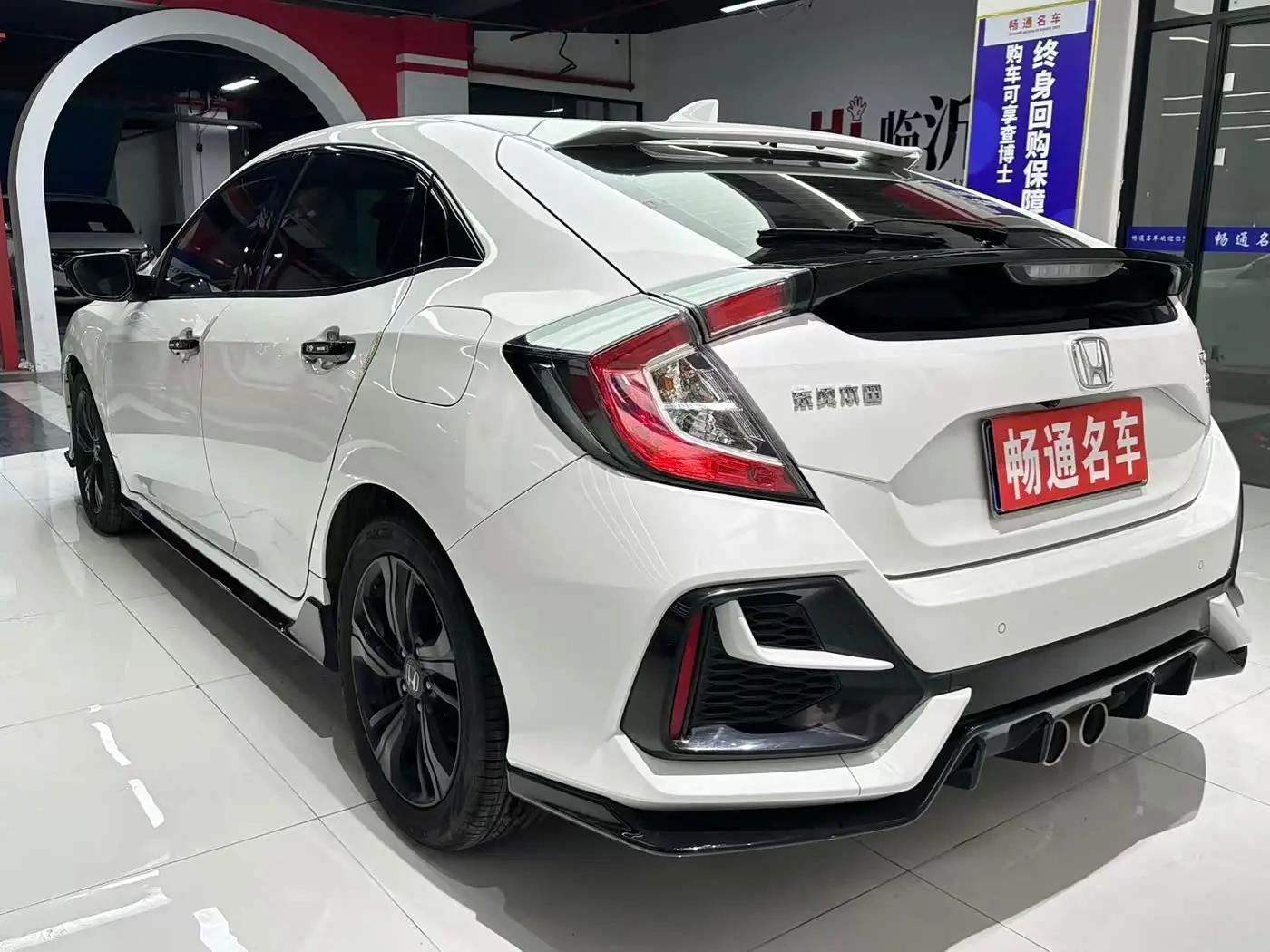 Honda Civic 2022 — Photo 8/9