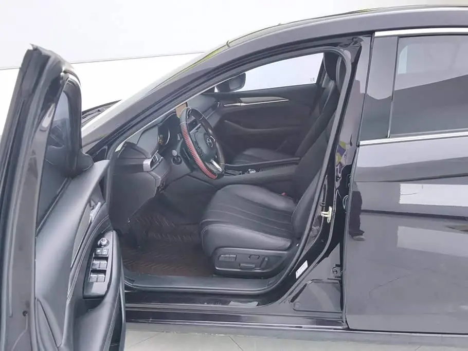 Mazda Atenza 2021 — Photo 9/16