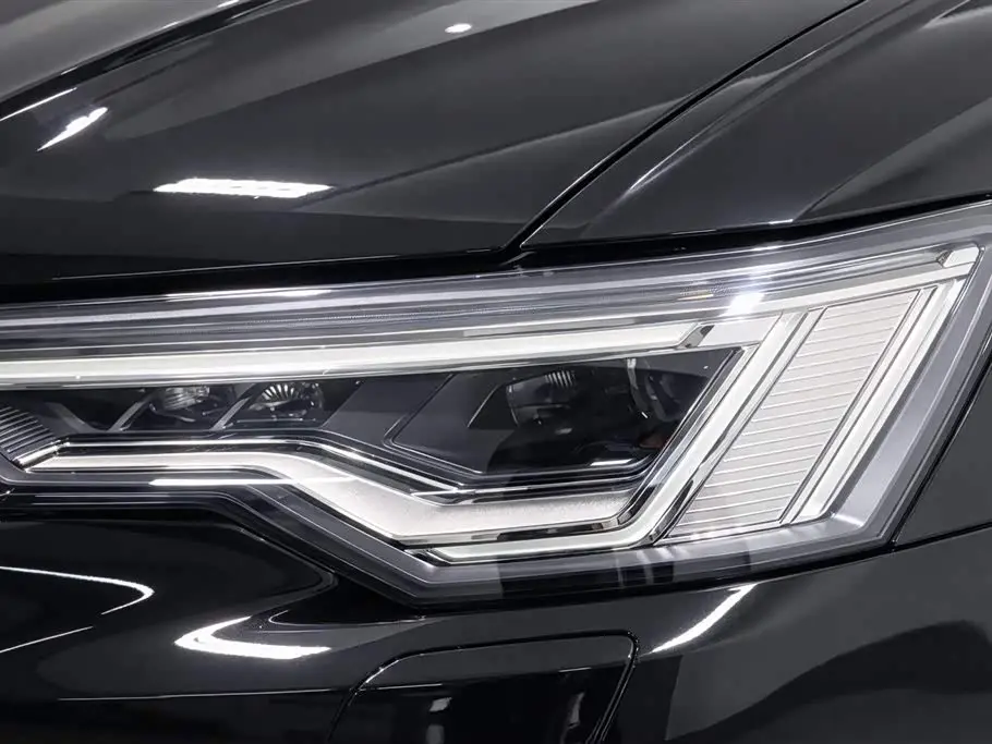 Audi A6L 2021 — Photo 17/20