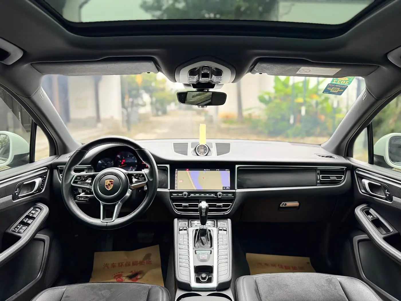 Porsche Macan 2020 — Photo 9/11