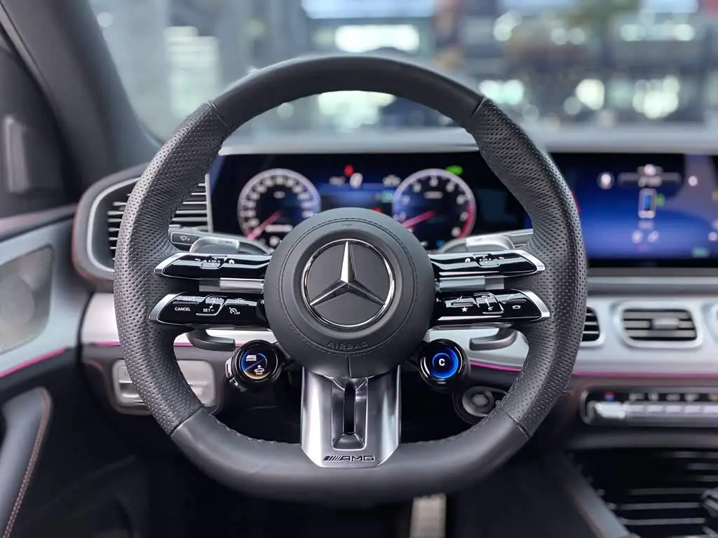 Mercedes-Benz GLE AMG 2024 — Фото 17/20