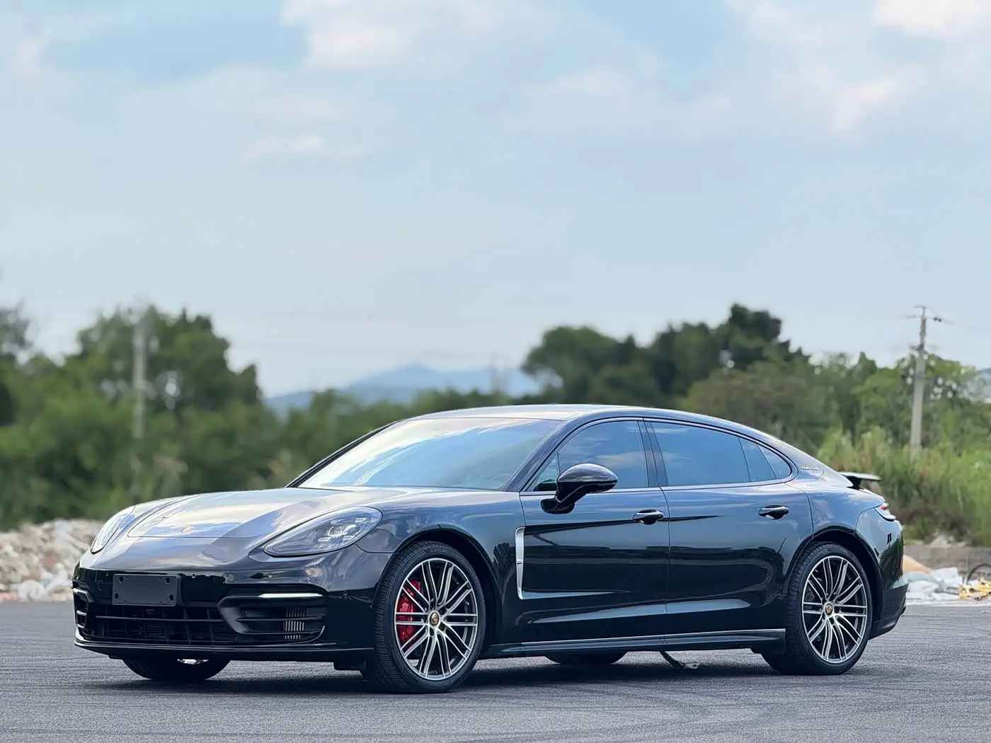 Porsche Panamera 2022 — Photo 1/20