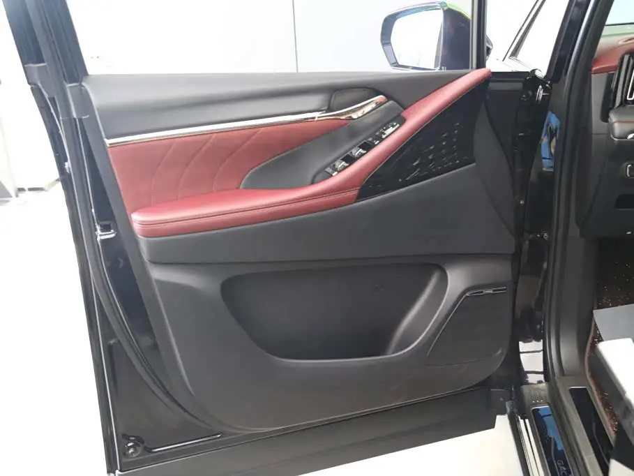 GAC Trumpchi Trumpchi M8 2024 — Şəkil 10/20