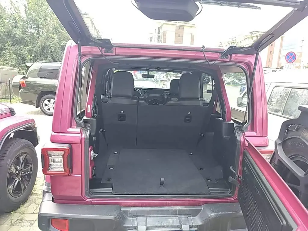 Jeep Wrangler 2024 — Photo 19/20