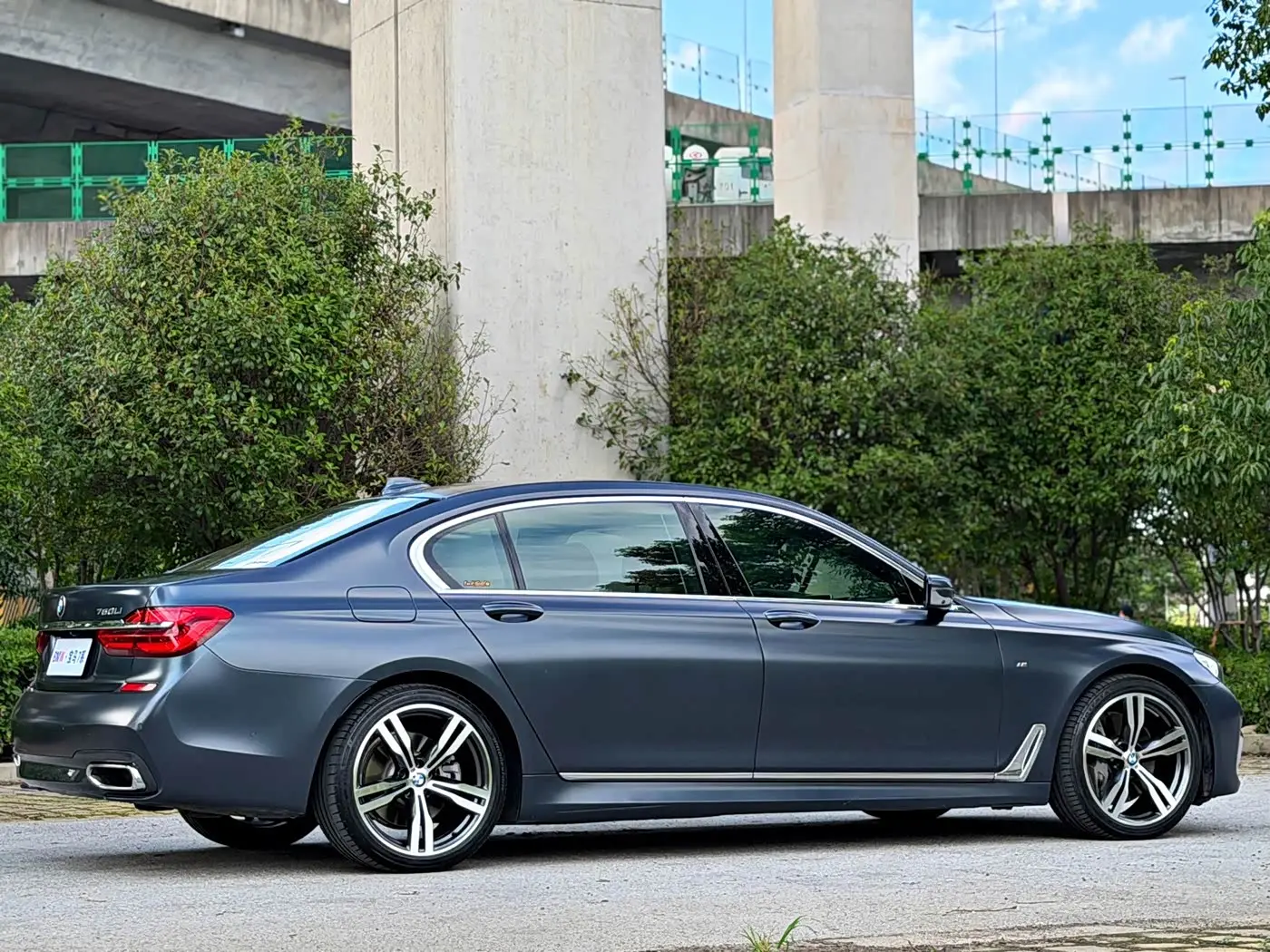 BMW 7 Series 2019 — Photo 20/20