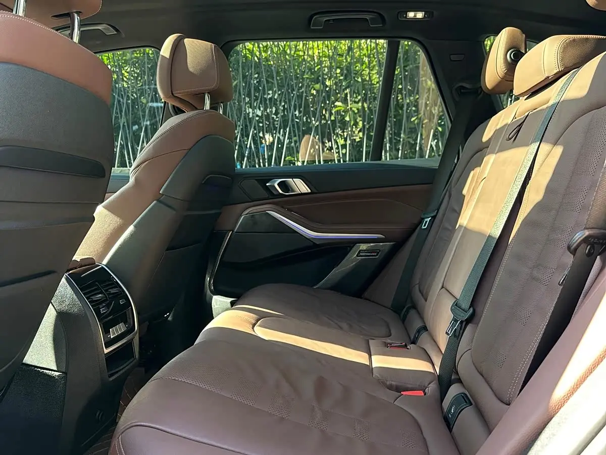 BMW X5 2020 — Photo 10/17