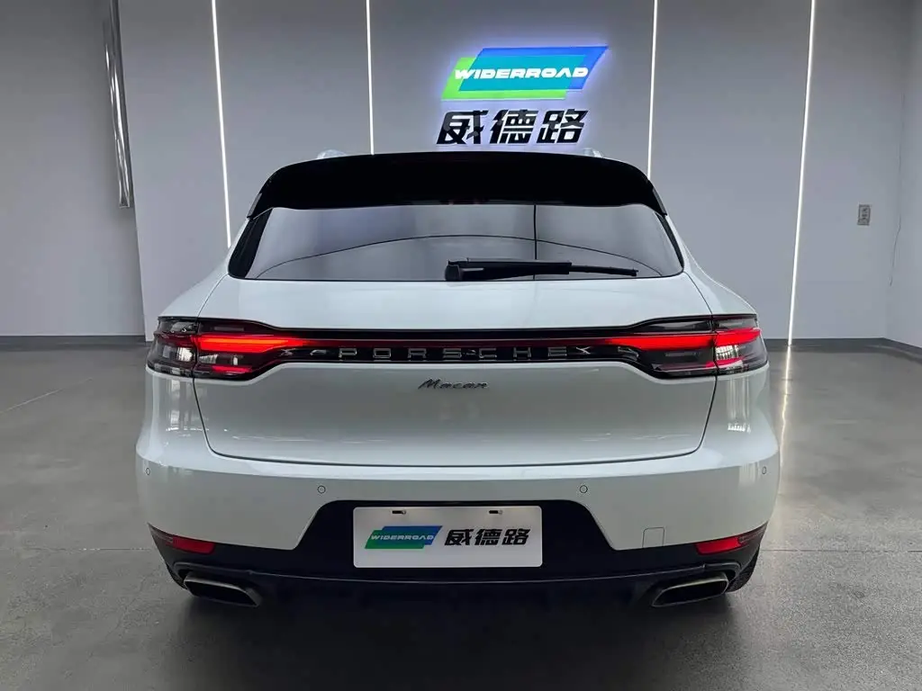 Porsche Macan 2020 — Photo 6/20