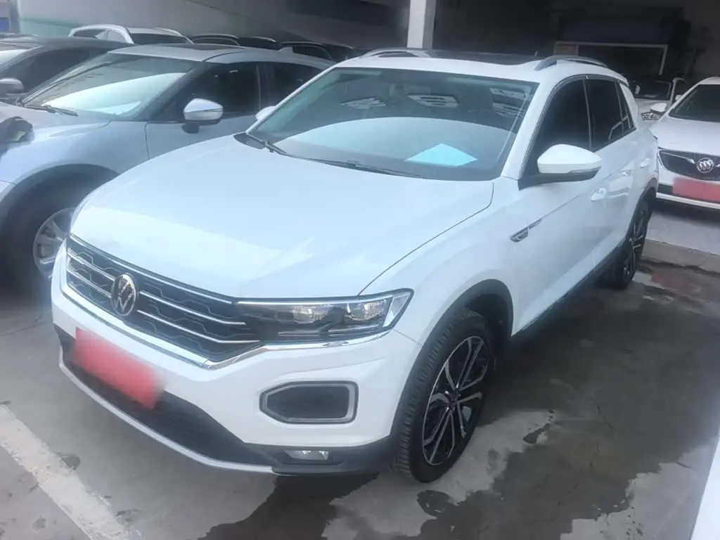 Volkswagen T-ROC 2022 — Photo 1/20