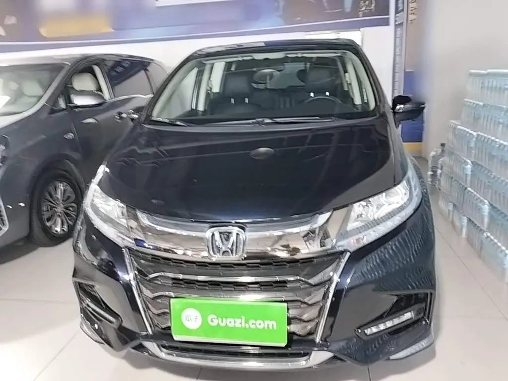 Honda Odyssey 2020 — ფოტო 3/20