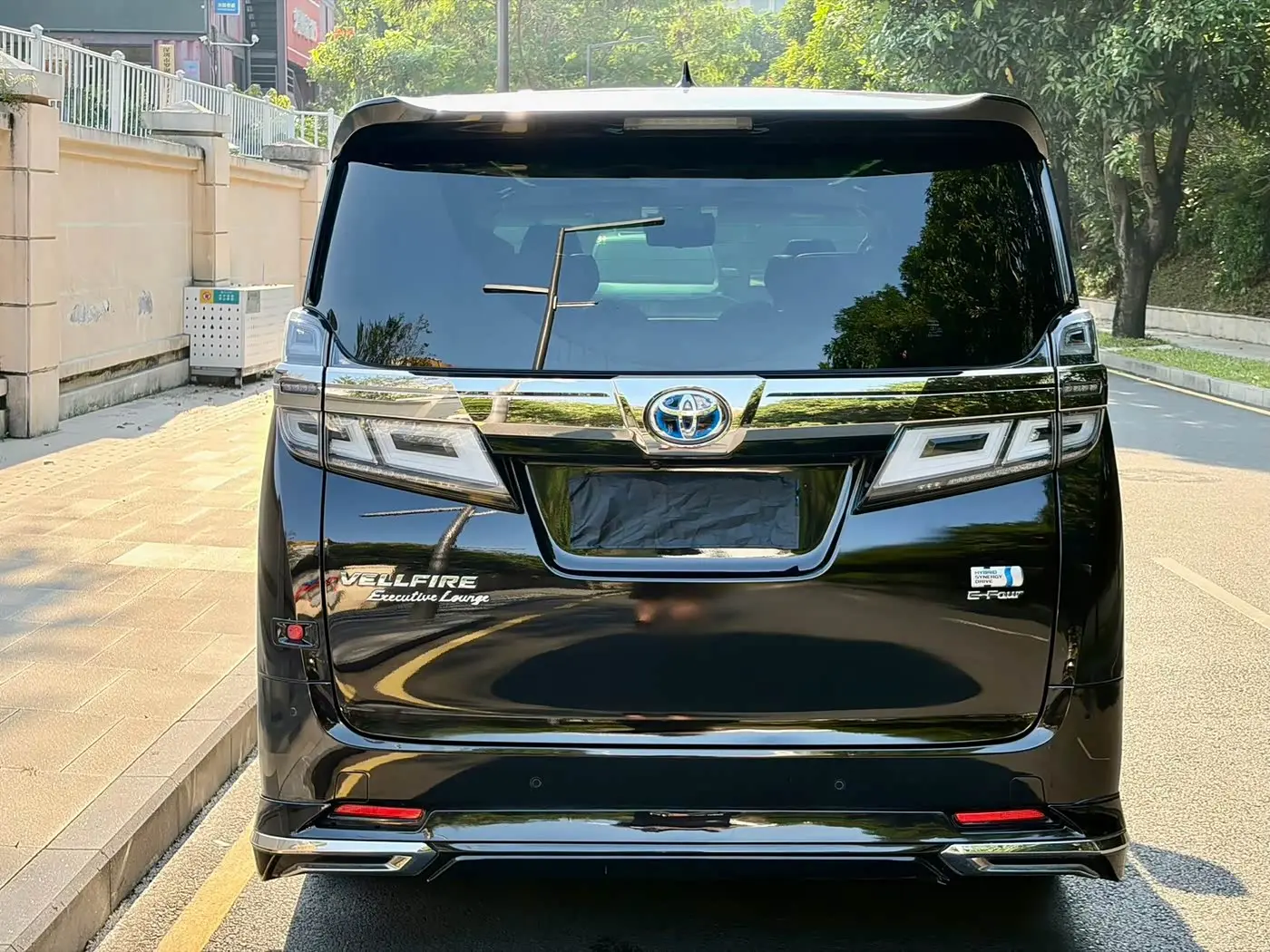 Toyota Vellfire 2020 — Photo 12/14