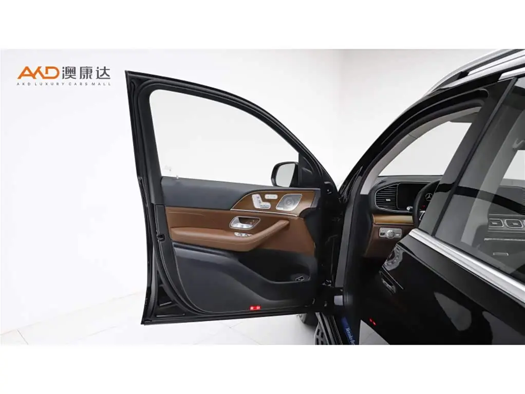 Mercedes-Benz GLE 2024 — Photo 10/10