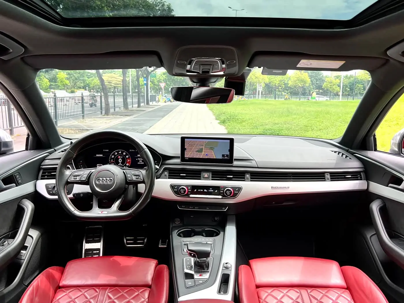 Audi S4 2019 — Photo 8/20
