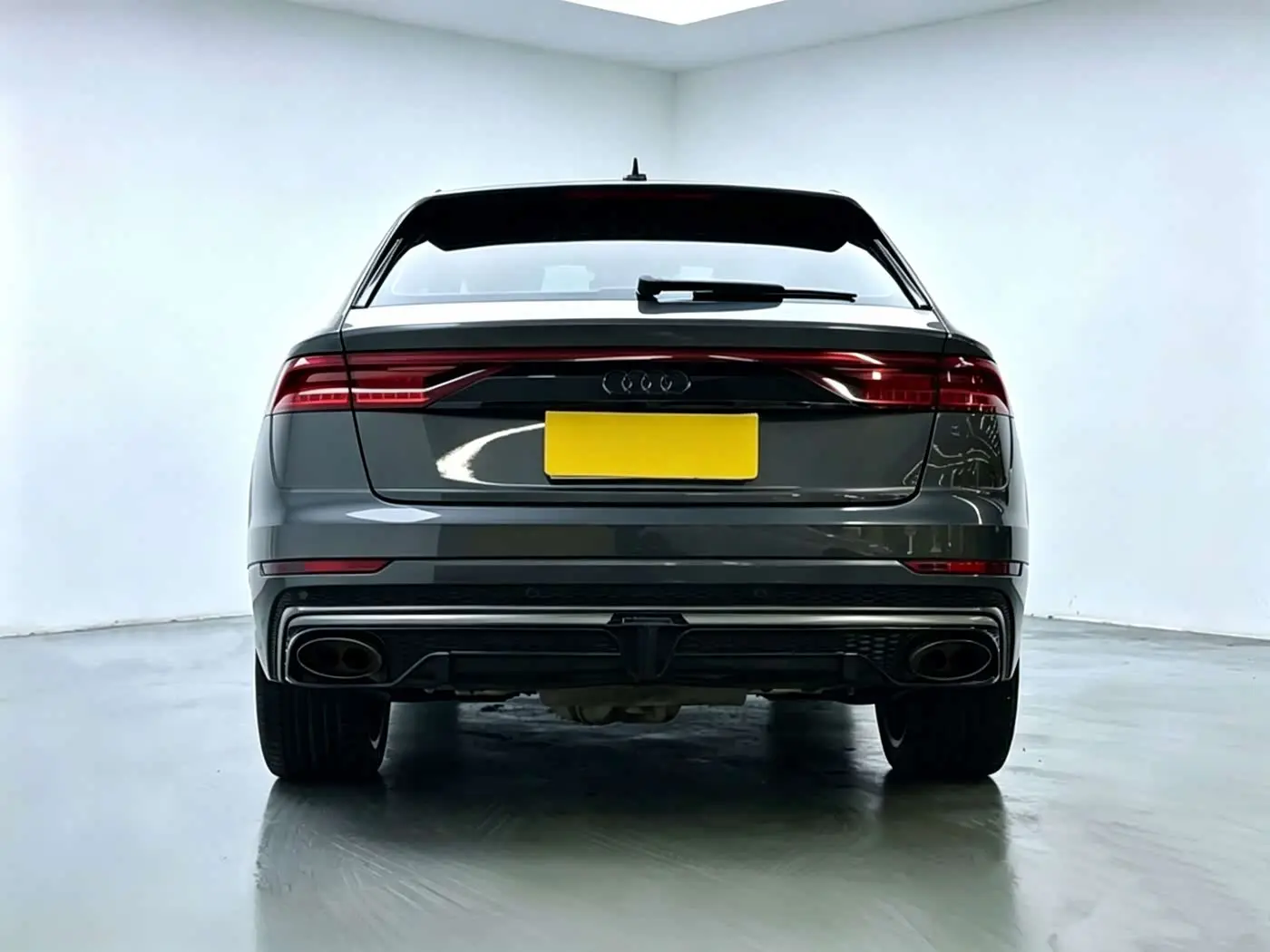 Audi Q8 2020 — Фото 5/19