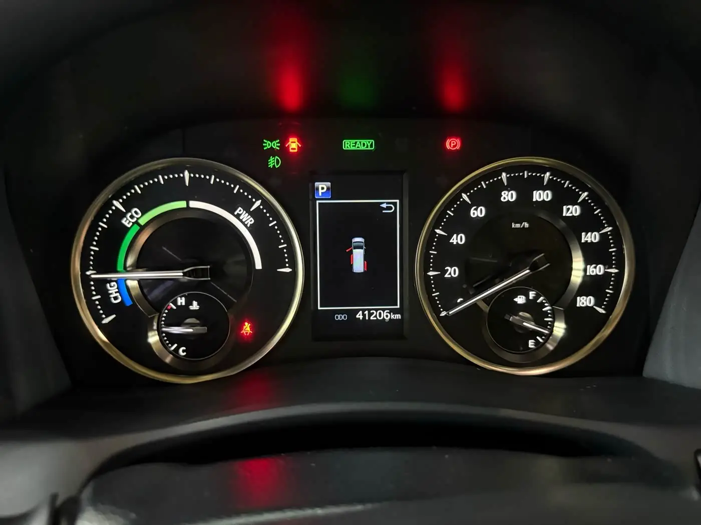 Toyota Alphard 2022 — Photo 19/19